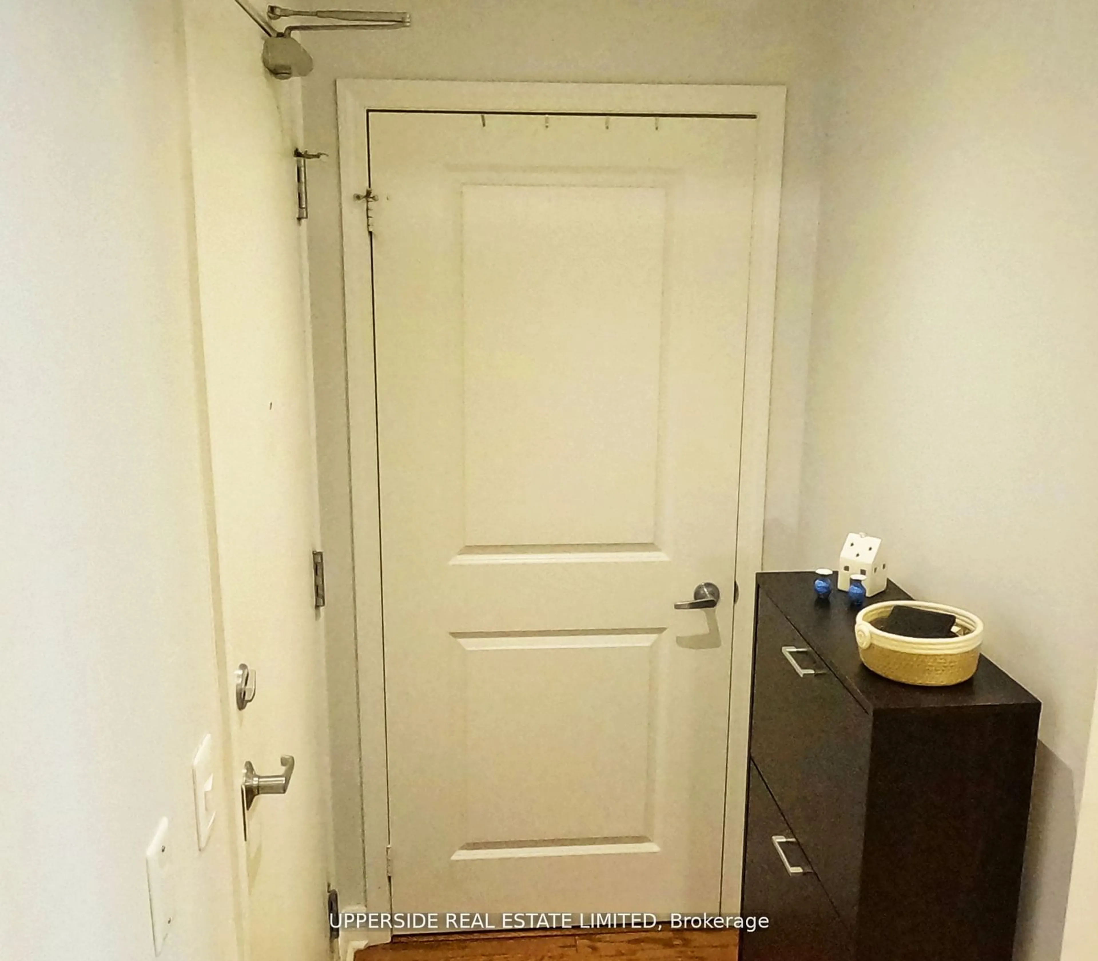 A pic of a room for 2885 Bayview Ave #239, Toronto Ontario M2K 0A3