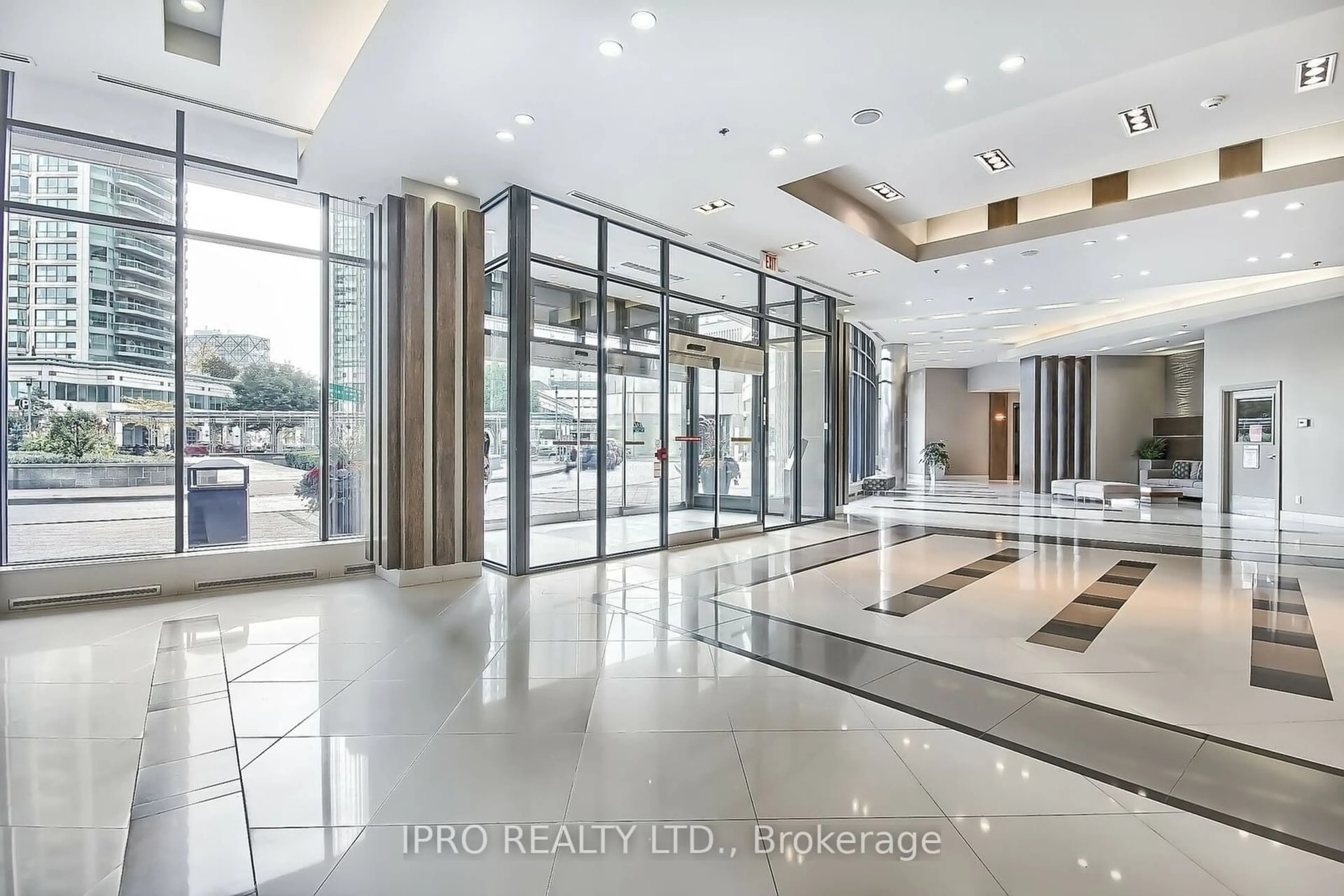 Indoor lobby for 16 Harbour St #4305, Toronto Ontario M5J 2Z7