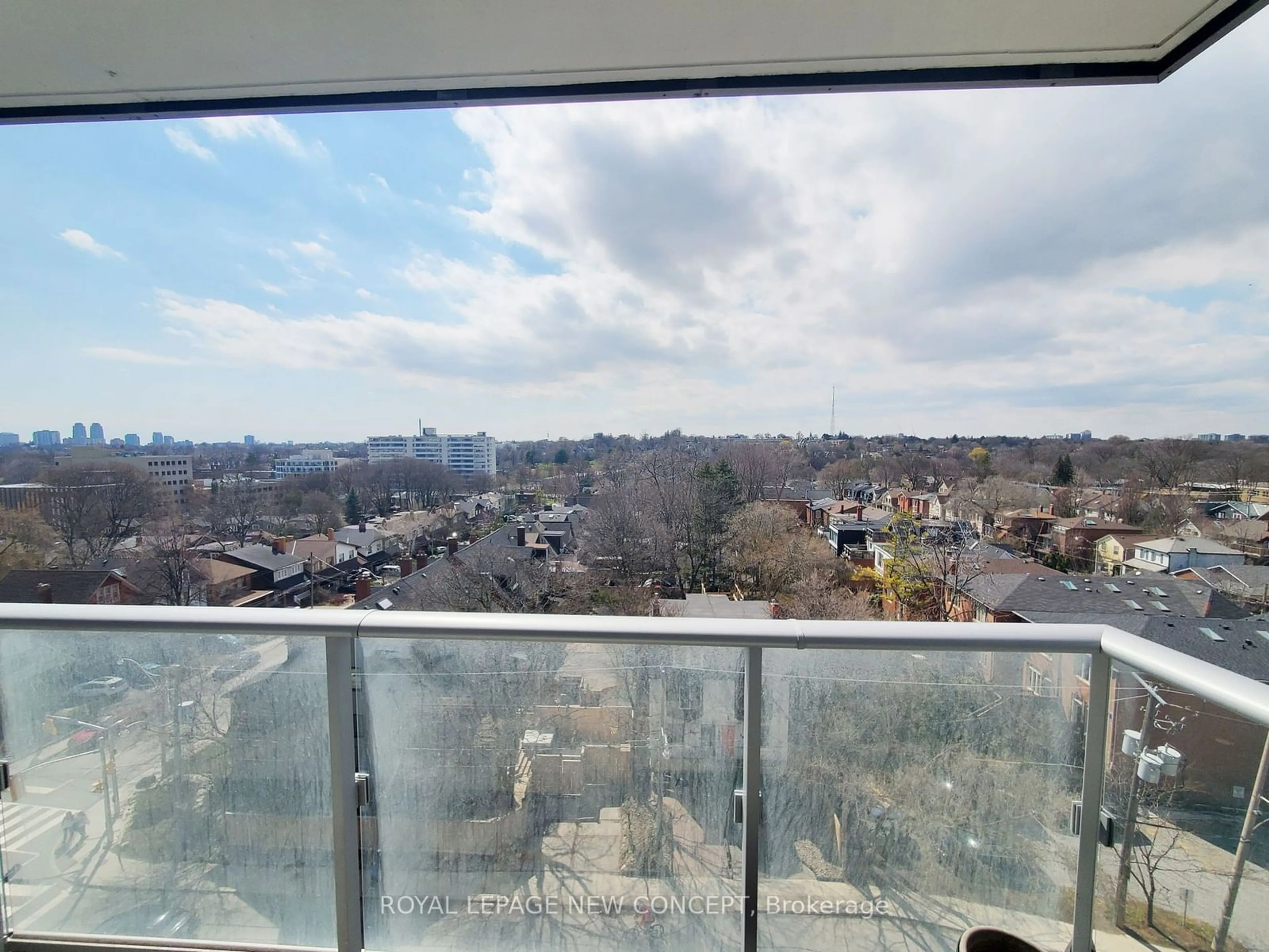 Balcony in the apartment for 58 Orchard View Blvd #701, Toronto Ontario M4R 1B9