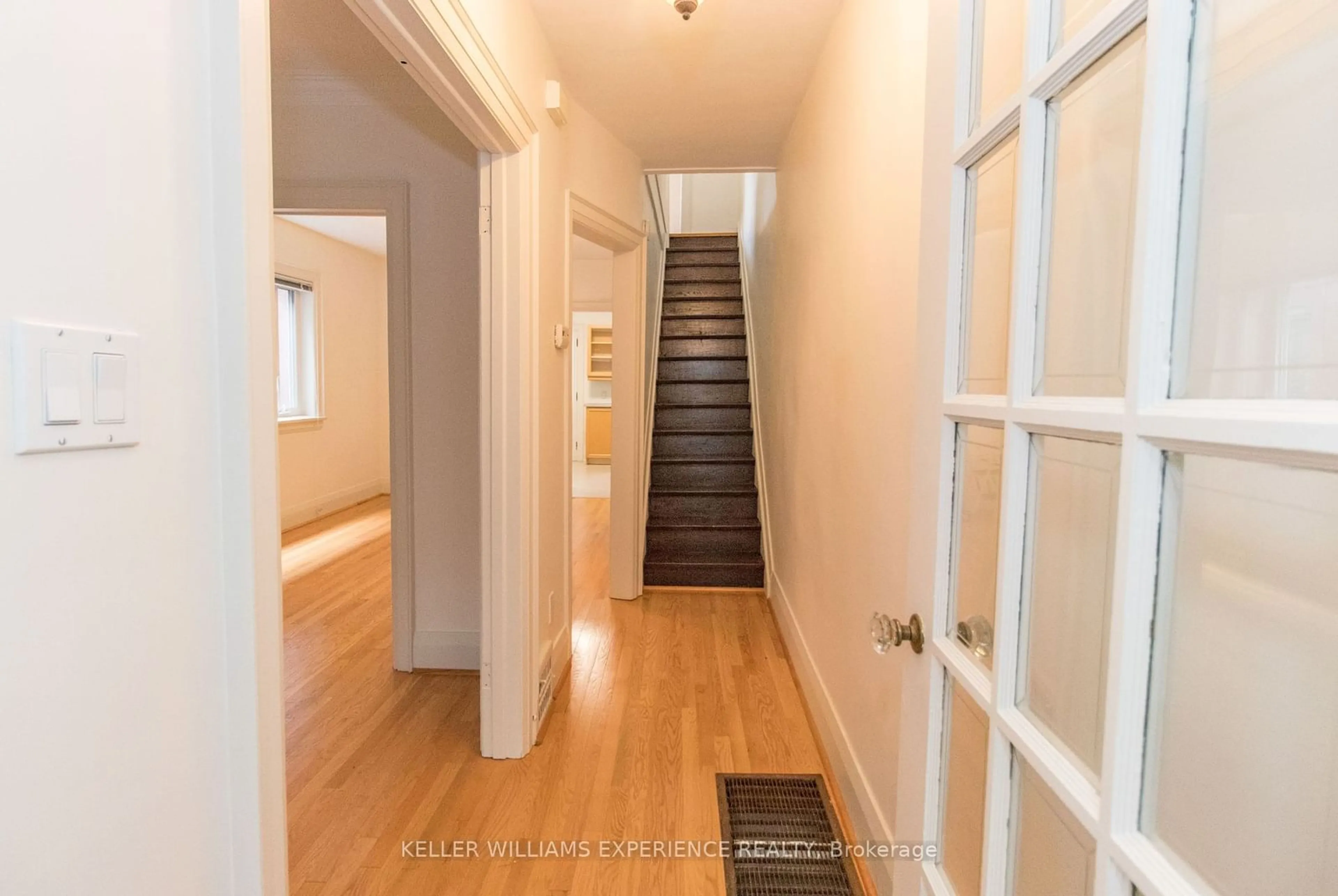 Indoor foyer, wood floors for 290 Arlington Ave, Toronto Ontario M6C 2Z7