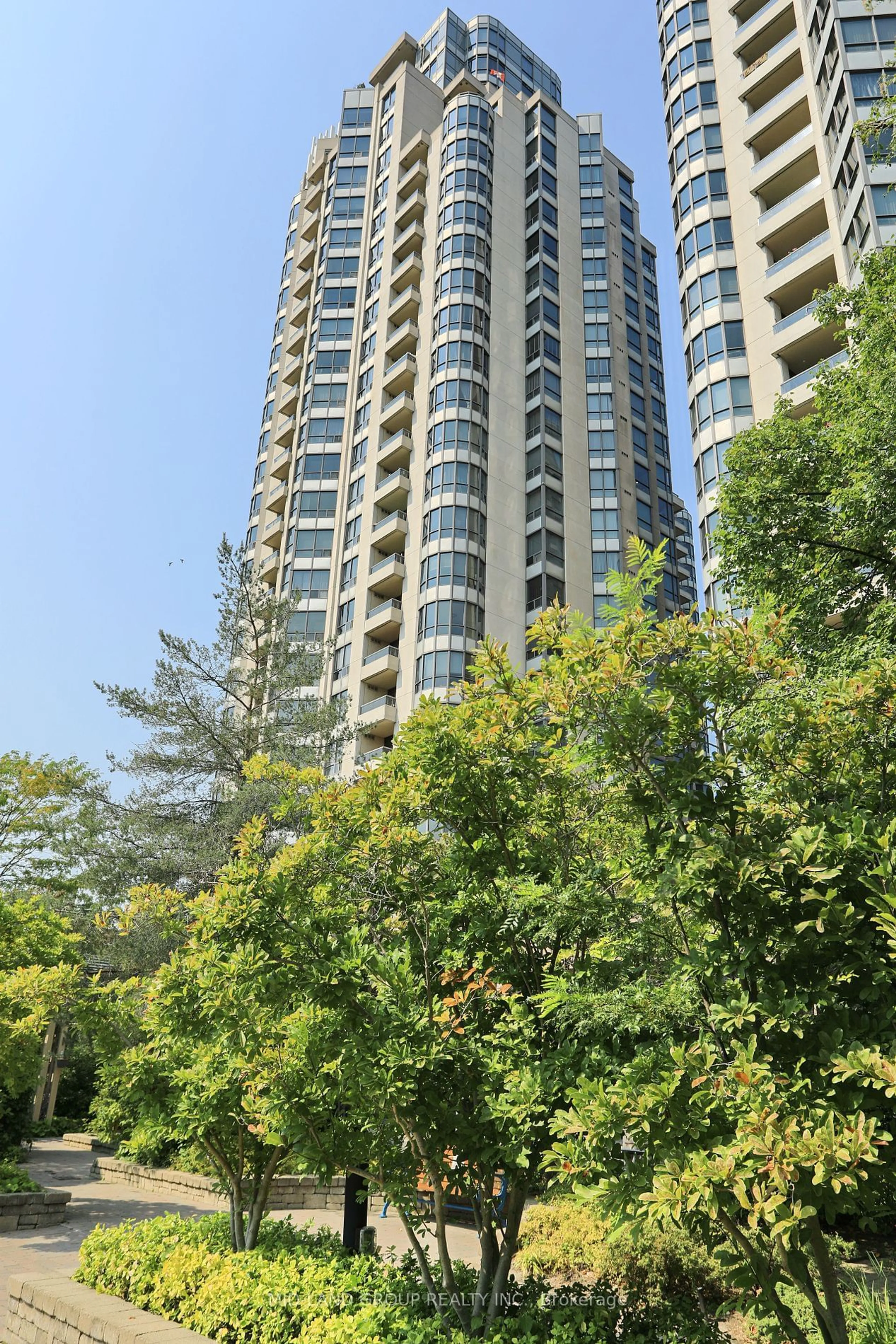 A pic from exterior of the house or condo for 5 Northtown Way #1305, Toronto Ontario M2N 7A1