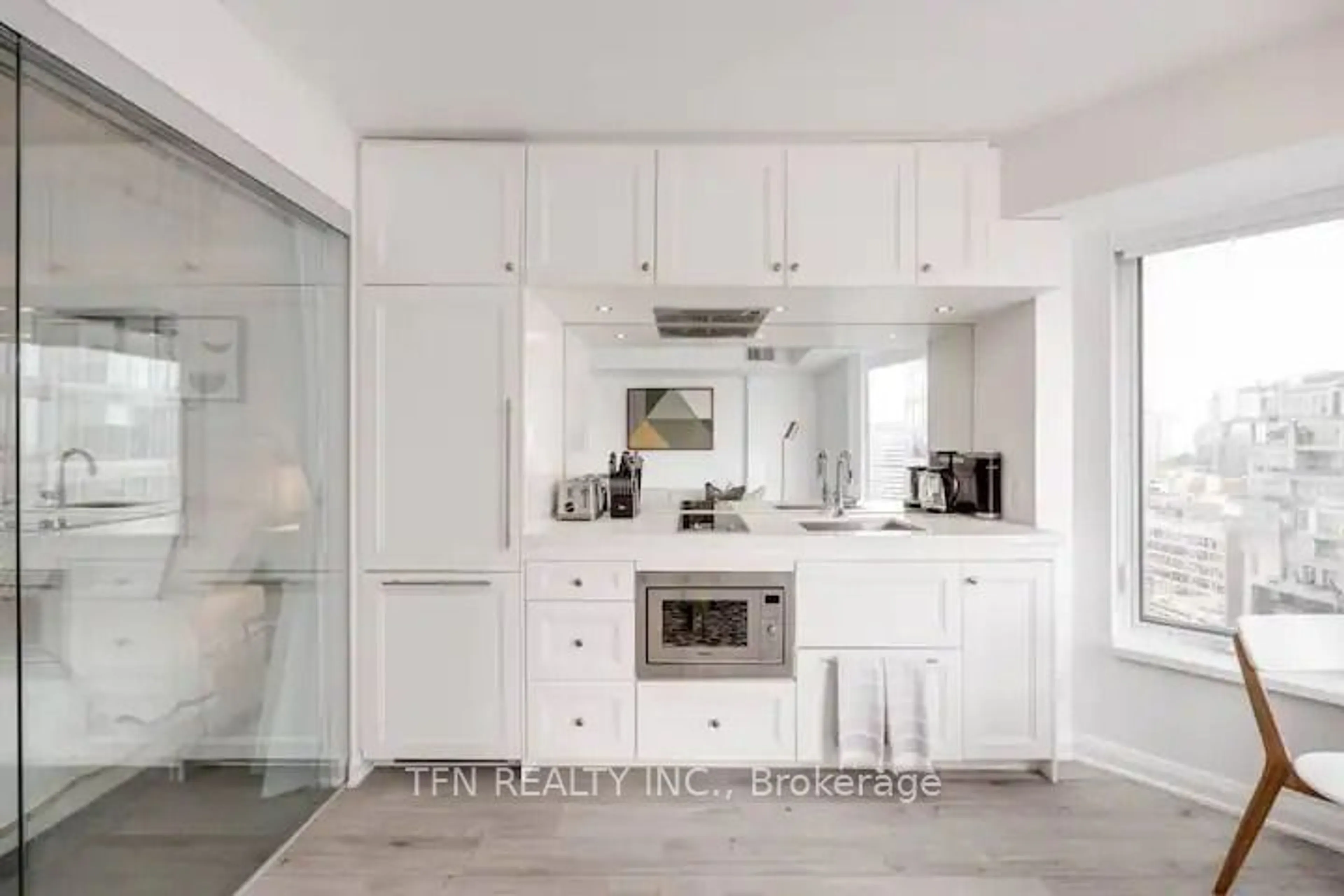 Contemporary kitchen for 155 Yorkville Ave #2910, Toronto Ontario M5R 0B4