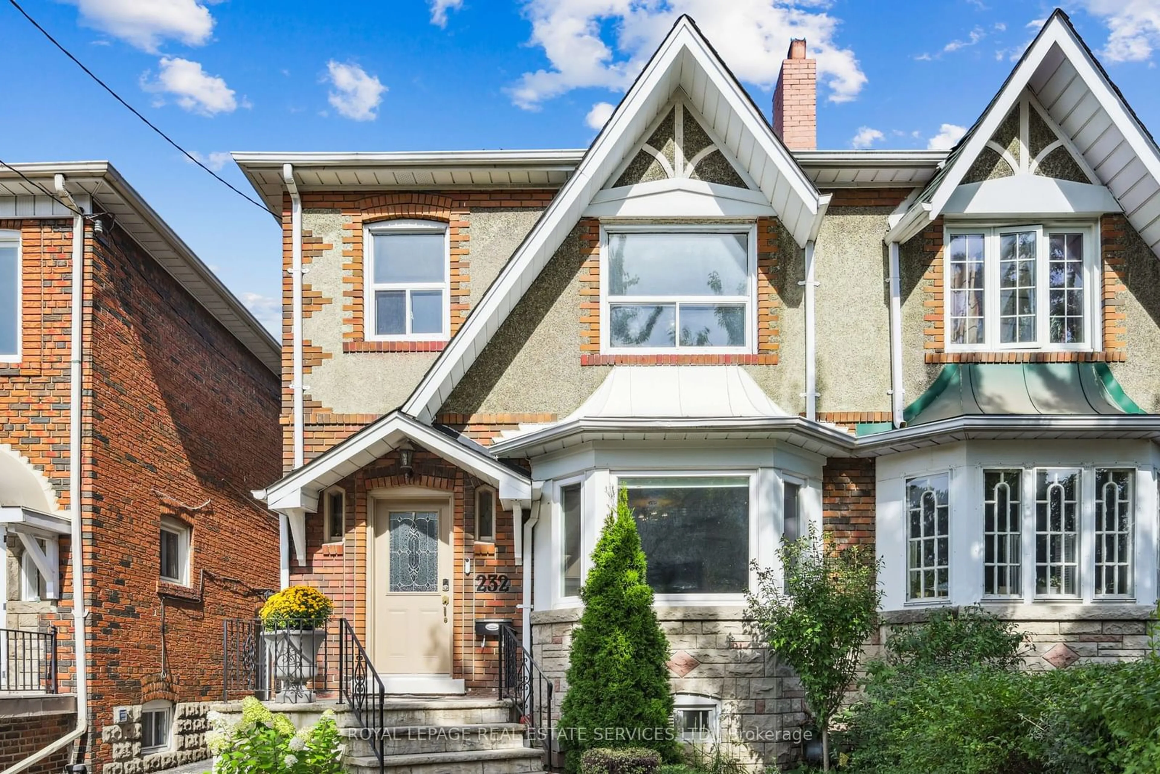 Home with brick exterior material, street for 232 Fairlawn Ave, Toronto Ontario M5M 1T1