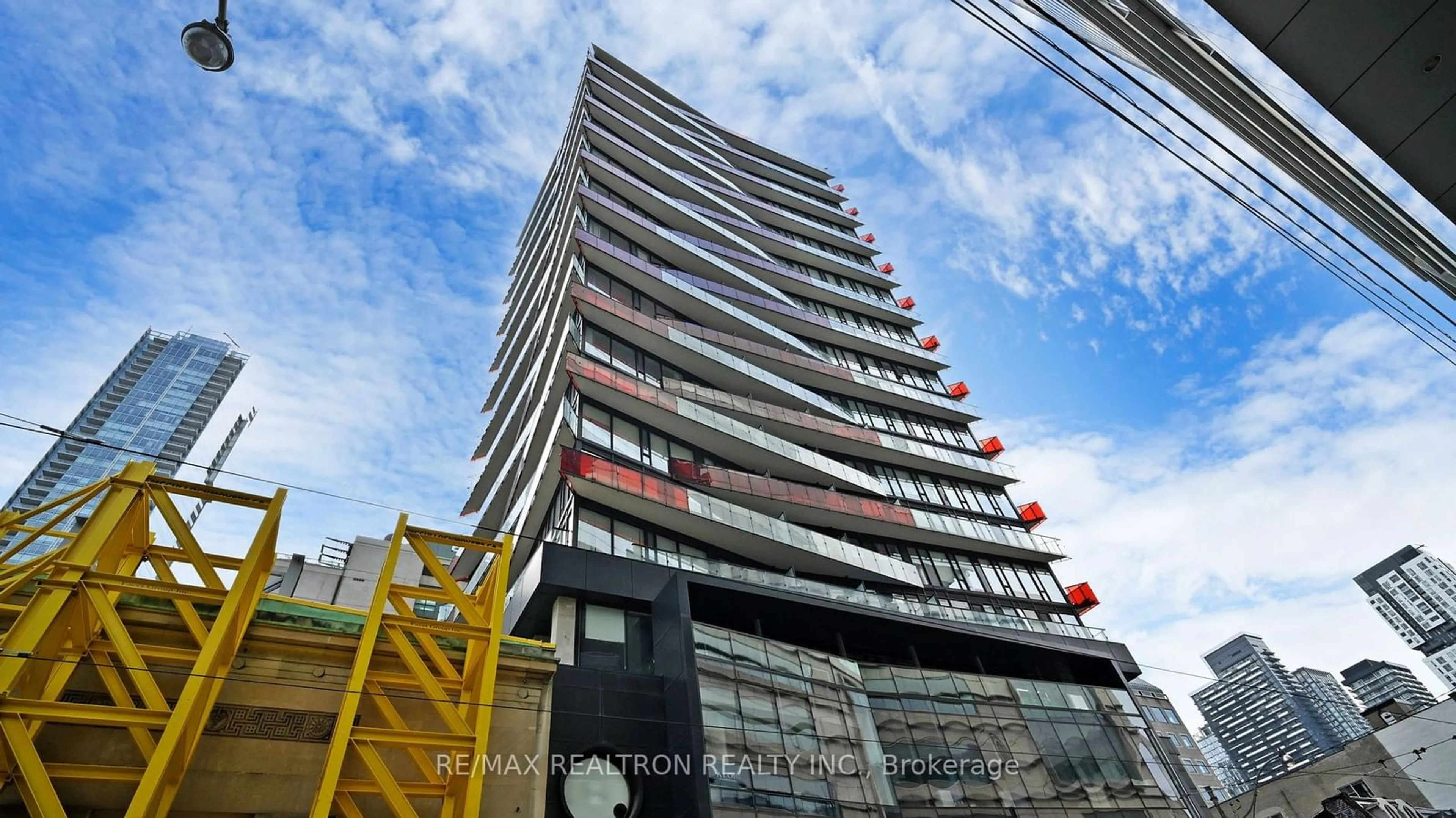 A pic from exterior of the house or condo for 215 Queen St #1016, Toronto Ontario M5V 0P5