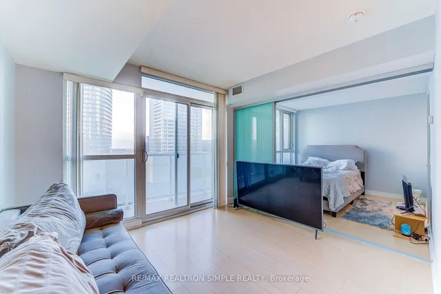 Additional property image - 85 Queen's Wharf Rd Unit 802