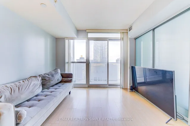 Additional property image - 85 Queen's Wharf Rd Unit 802