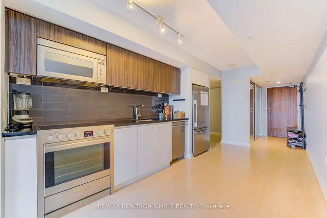 Additional property image - 85 Queen's Wharf Rd Unit 802