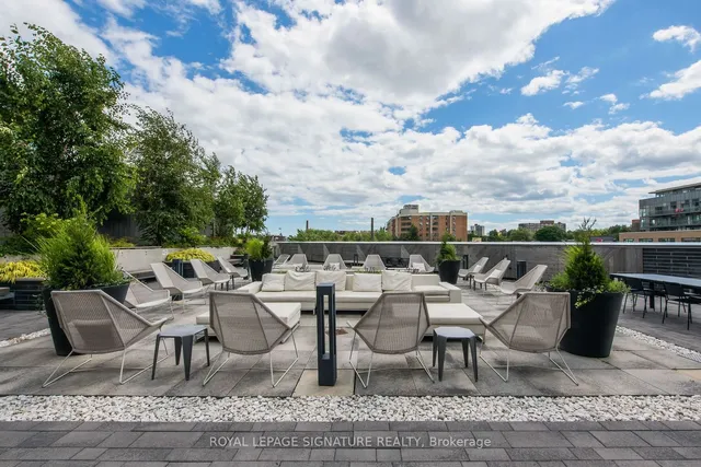 Additional property image - 20 Minowan Miikan Lane Unit 1401