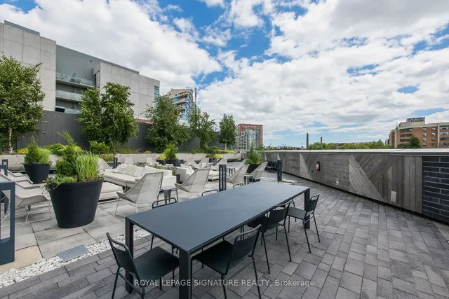 Additional property image - 20 Minowan Miikan Lane Unit 1401