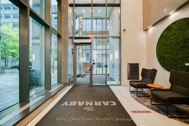 Additional property image - 20 Minowan Miikan Lane Unit 1401