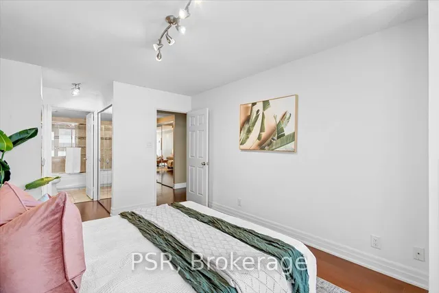 Additional property image - 44 Gerrard St Unit PH1