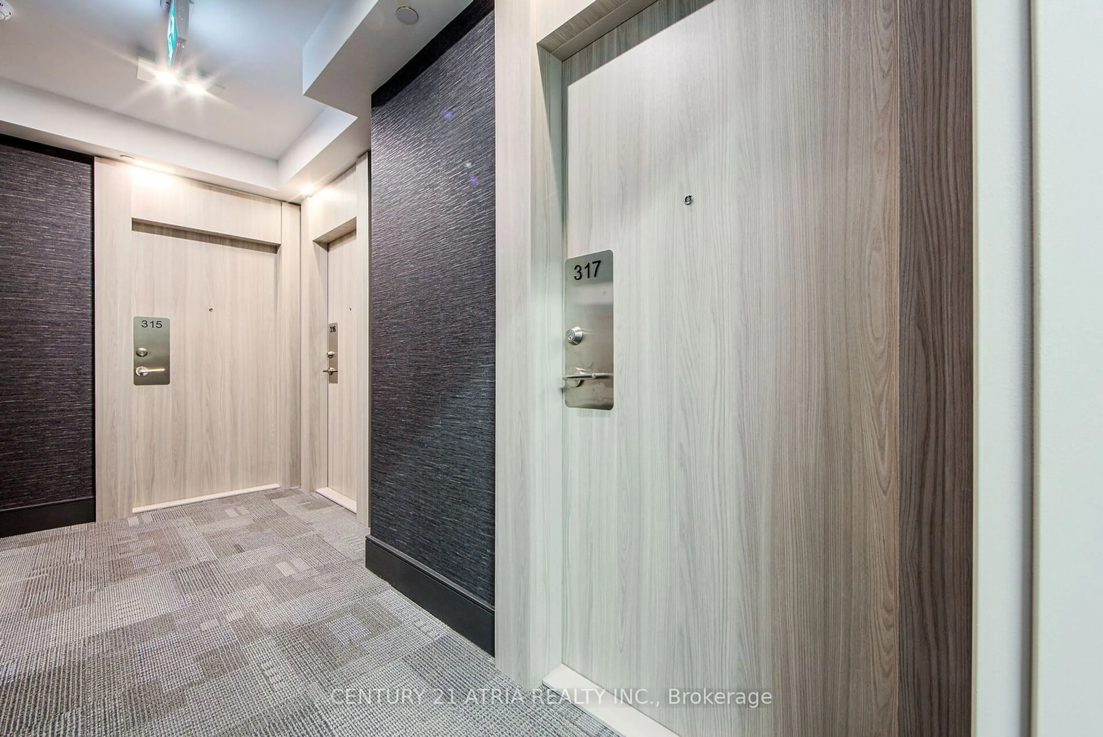 Indoor foyer, not visible floor for 75 Canterbury Pl #317, Toronto Ontario M2N 0L2