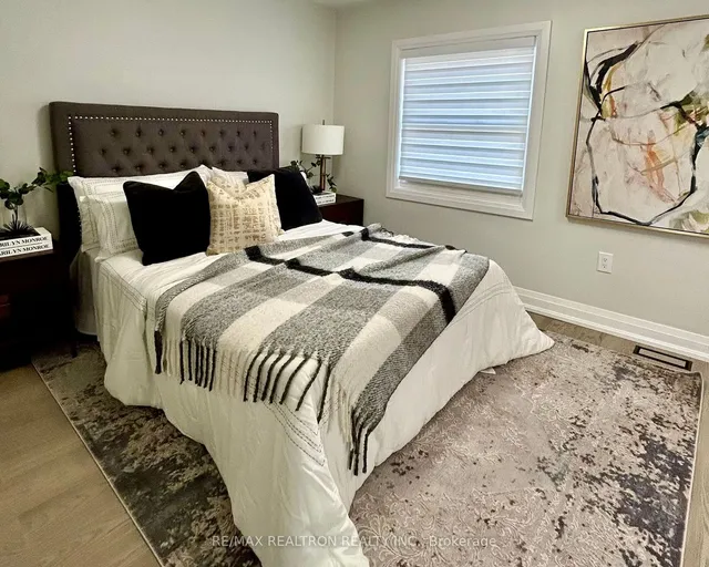 Additional property image - 376 Northcliffe Blvd