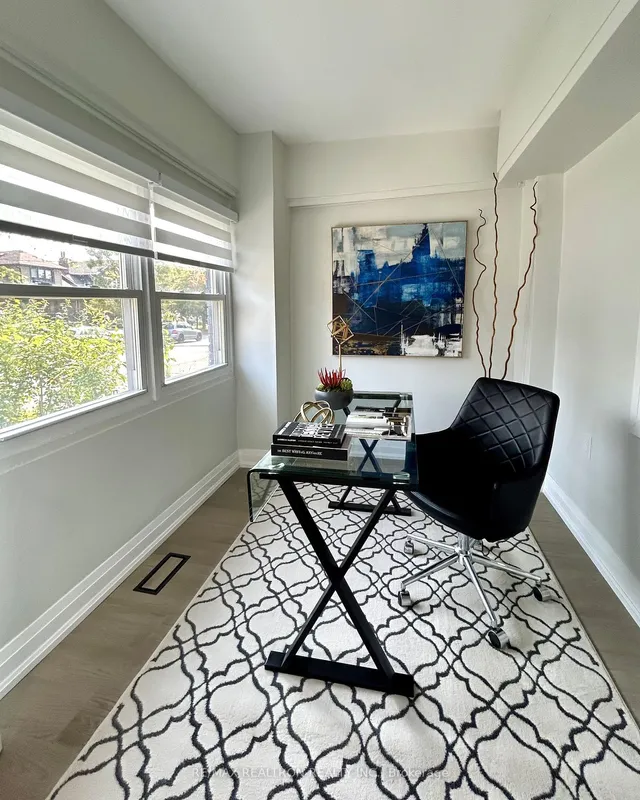 Additional property image - 376 Northcliffe Blvd