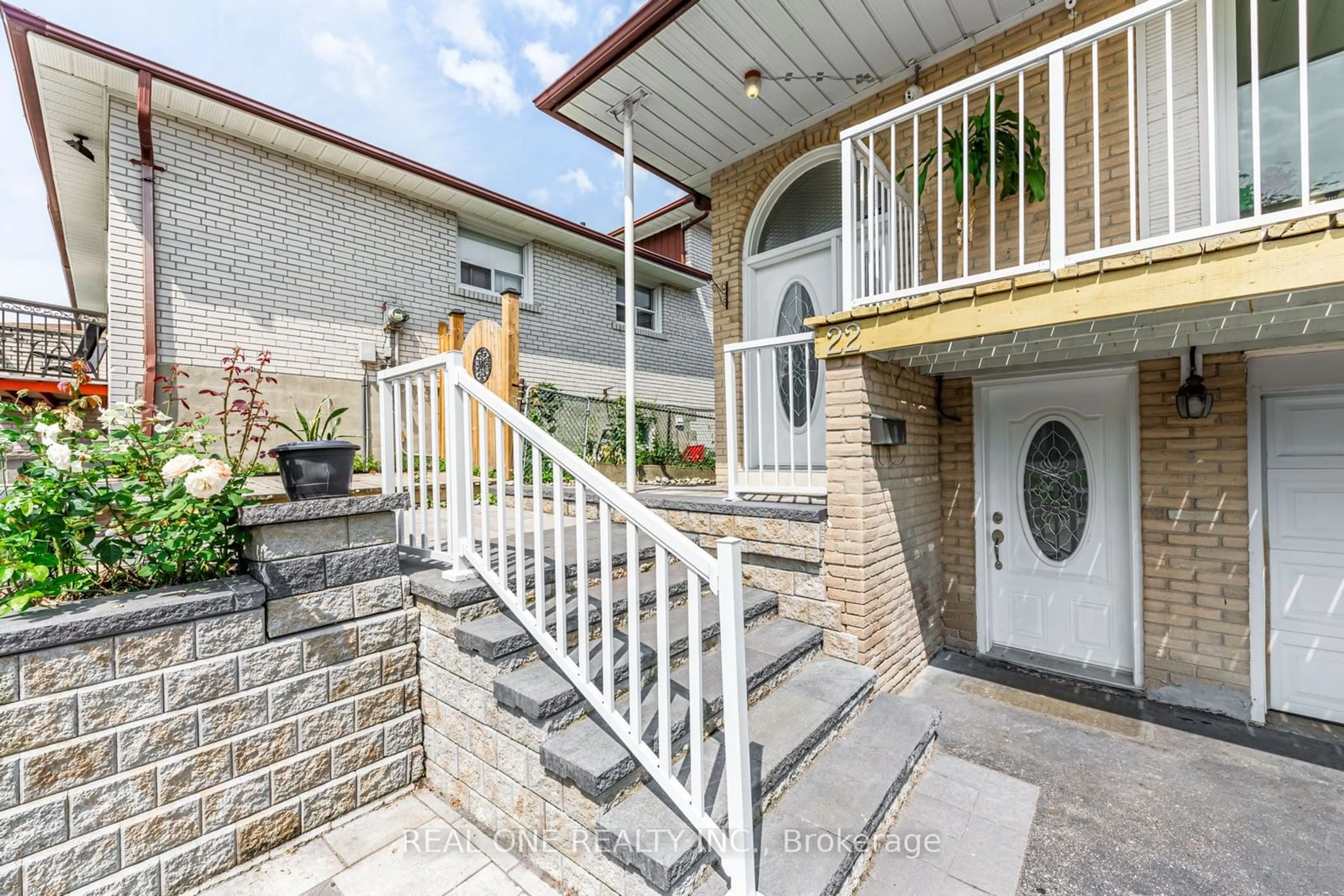 Frontside or backside of a home for 22 Sepia Dr, Toronto Ontario M2J 4G1