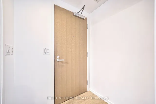 Additional image 33 of 1 bloor St Unit 6608