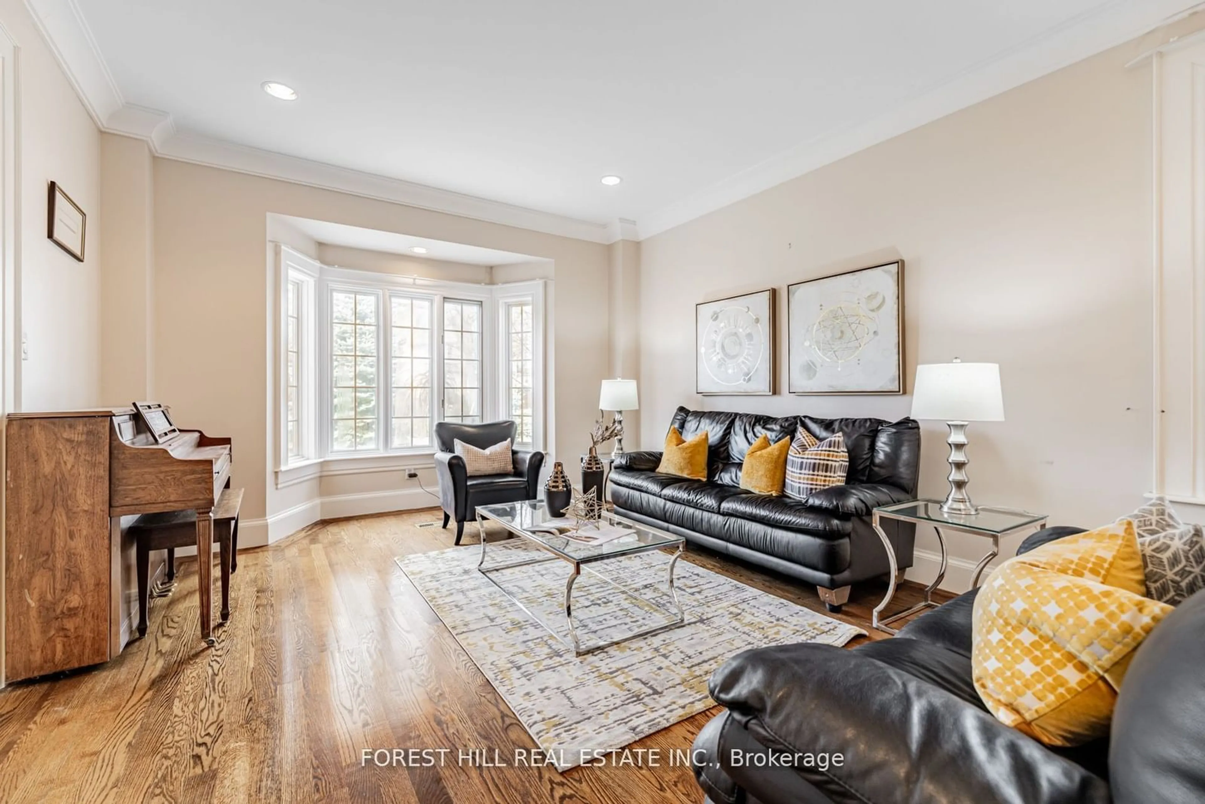 Living room, wood floors for 57 Rollscourt Dr, Toronto Ontario M2L 1X6