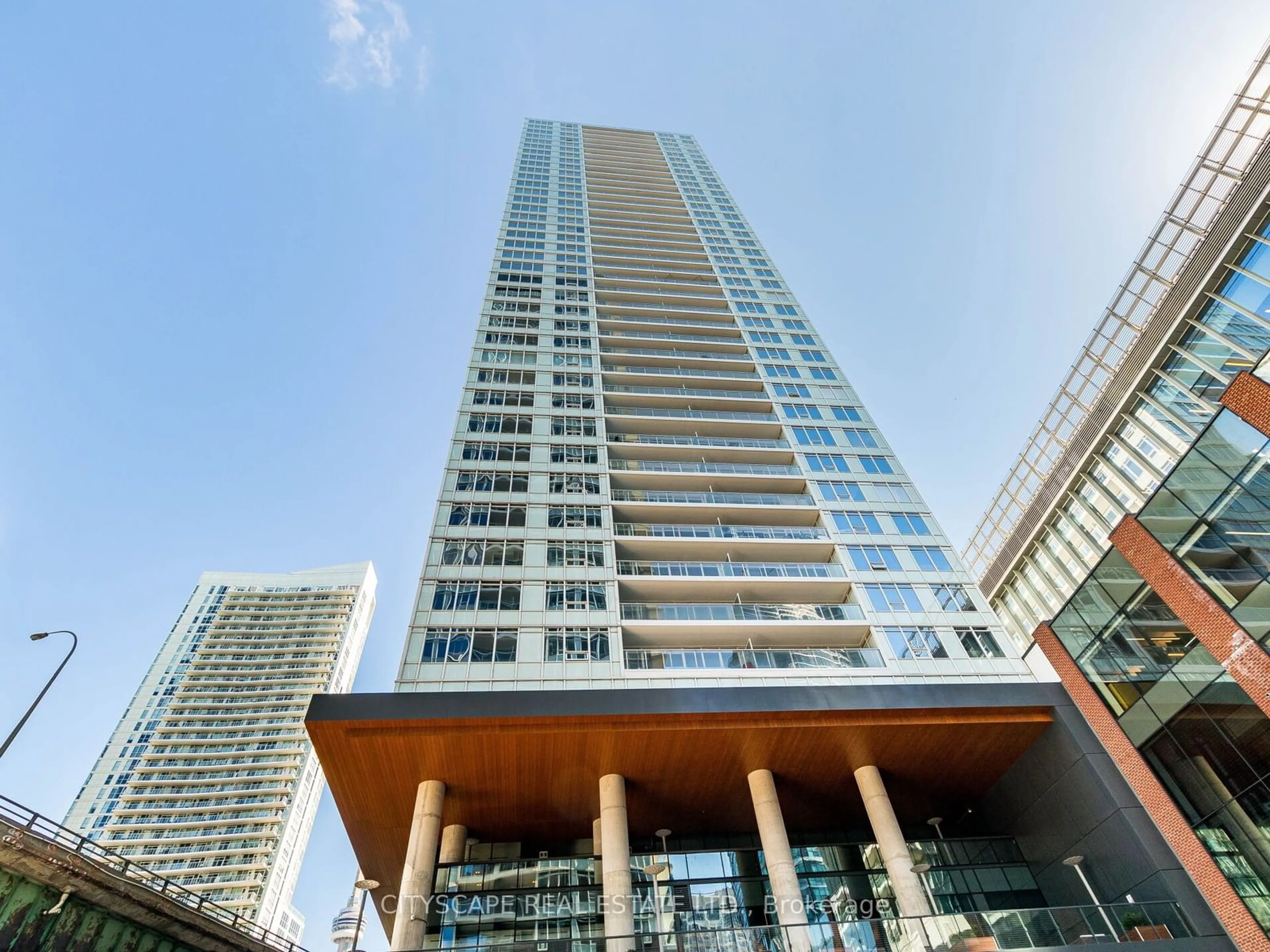 A pic from exterior of the house or condo for 17 Bathurst St #1509, Toronto Ontario M5V 0N1