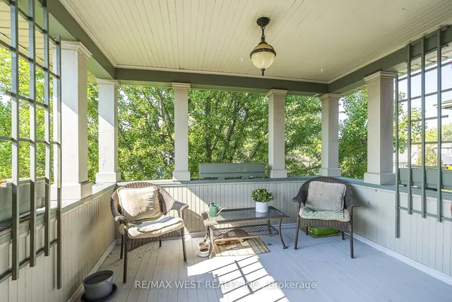 Additional property image - 9 A&B Humewood Dr