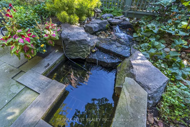 Additional property image - 9 A&B Humewood Dr