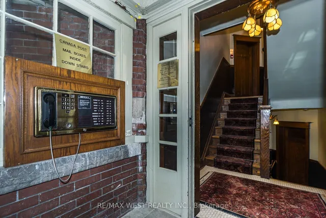 Additional property image - 9 A&B Humewood Dr