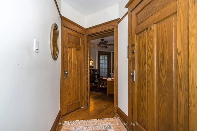 Additional property image - 9 A&B Humewood Dr
