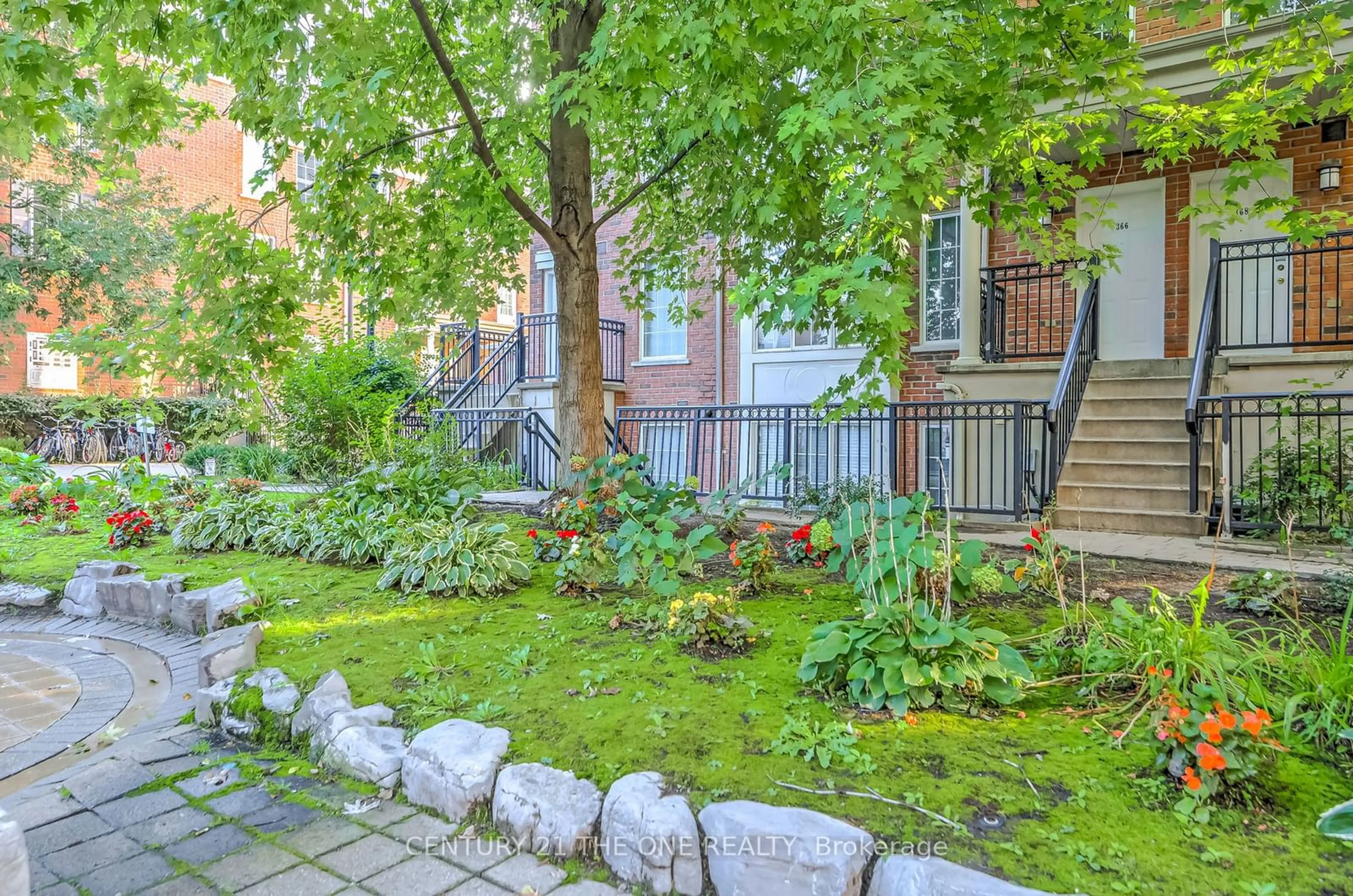 Patio, the fenced backyard for 3 EVERSON Dr #324, Toronto Ontario M2N 7C2