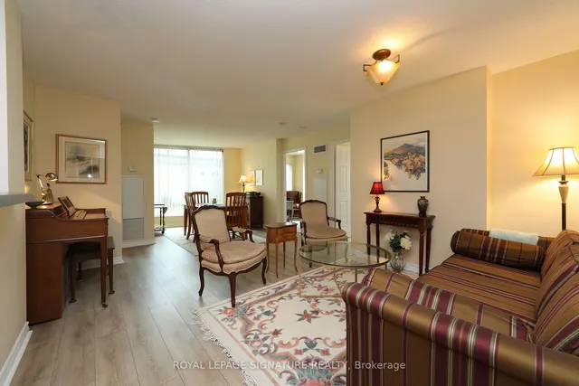 Additional property image - 7 Lorraine Dr Unit 212