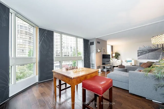 Additional property image - 5 Kenneth Ave Unit 406
