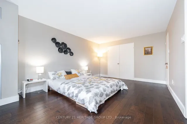 Additional property image - 5 Kenneth Ave Unit 406