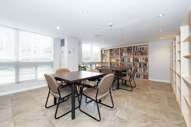 Additional property image - 5 Kenneth Ave Unit 406