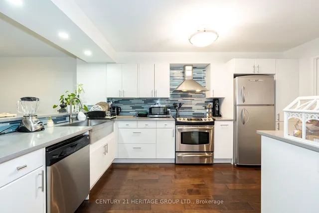 Additional property image - 5 Kenneth Ave Unit 406