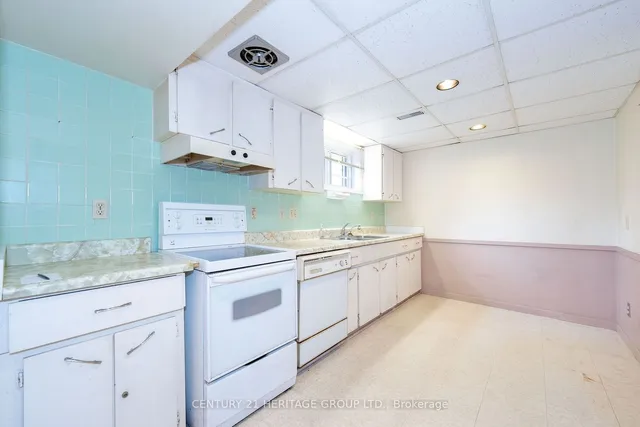 Additional property image - 226 Pleasant Ave