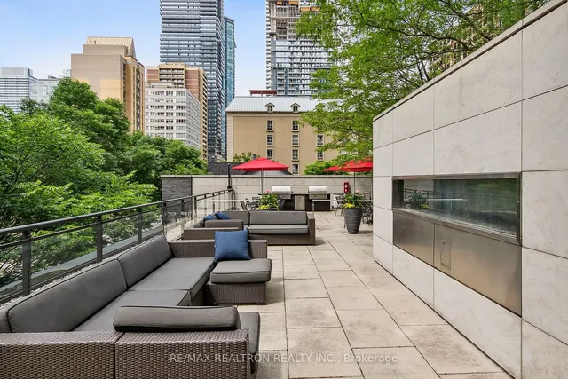 Additional property image - 110 Charles St Unit 2604
