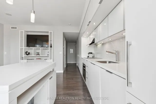 Additional property image - 110 Charles St Unit 2604