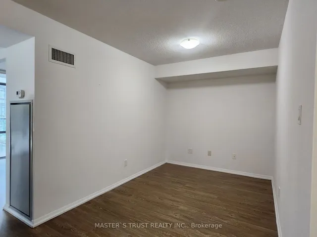 Additional property image - 37 Grosvenor St Unit 410
