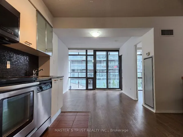 Additional property image - 37 Grosvenor St Unit 410