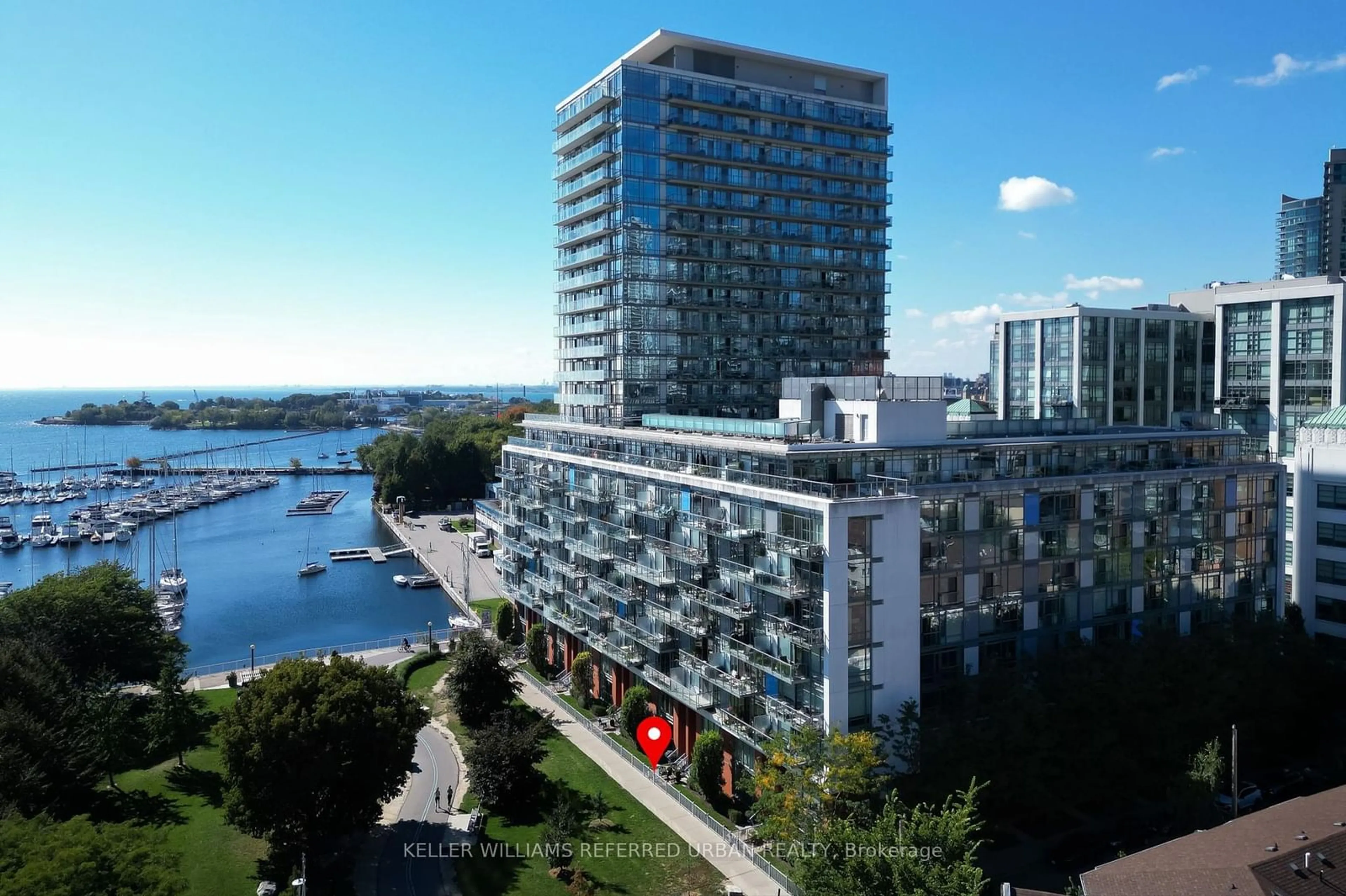 A pic from exterior of the house or condo, the view of lake or river for 90 Stadium Rd #TH115, Toronto Ontario M5V 3W5