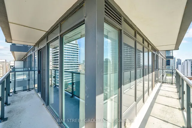 Additional property image - 955 Bay St Unit 2507