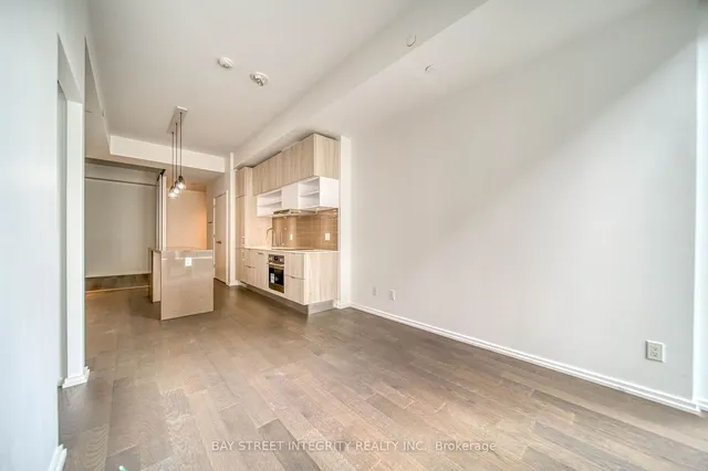 Additional property image - 5 Soudan Ave Unit 1002