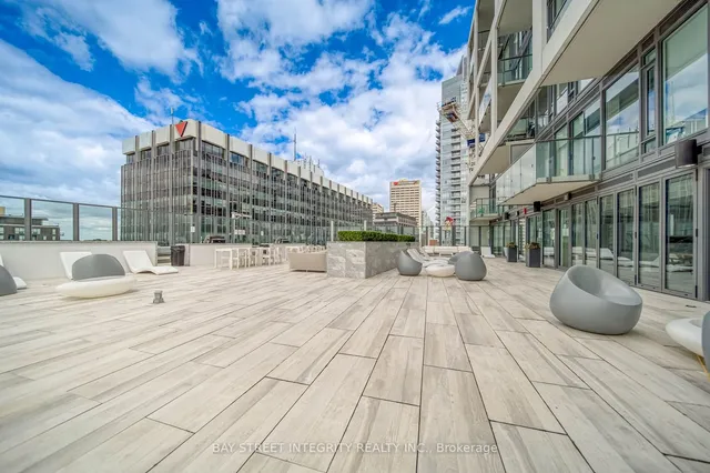 Additional property image - 5 Soudan Ave Unit 1002
