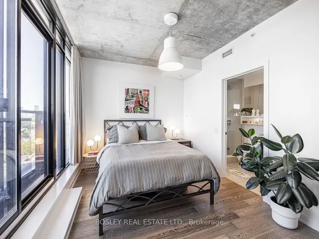 Additional property image - 1239 Dundas St Unit 703
