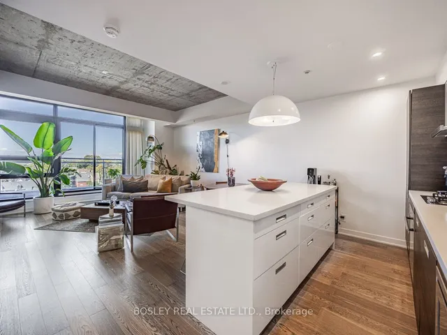 Additional property image - 1239 Dundas St Unit 703