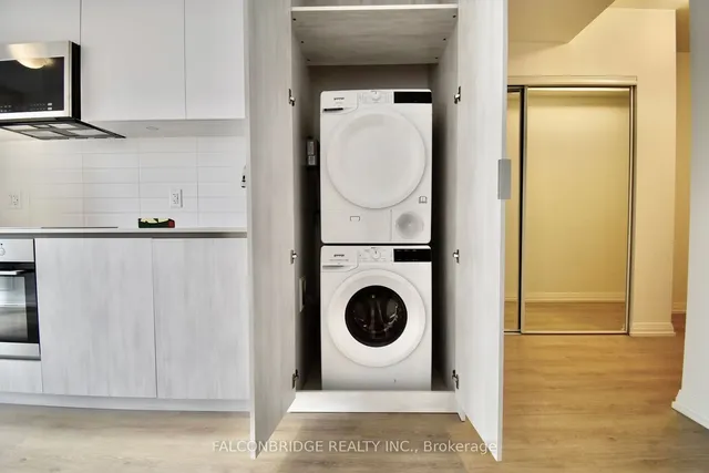 Additional property image - 28 Widmer St Unit 2920