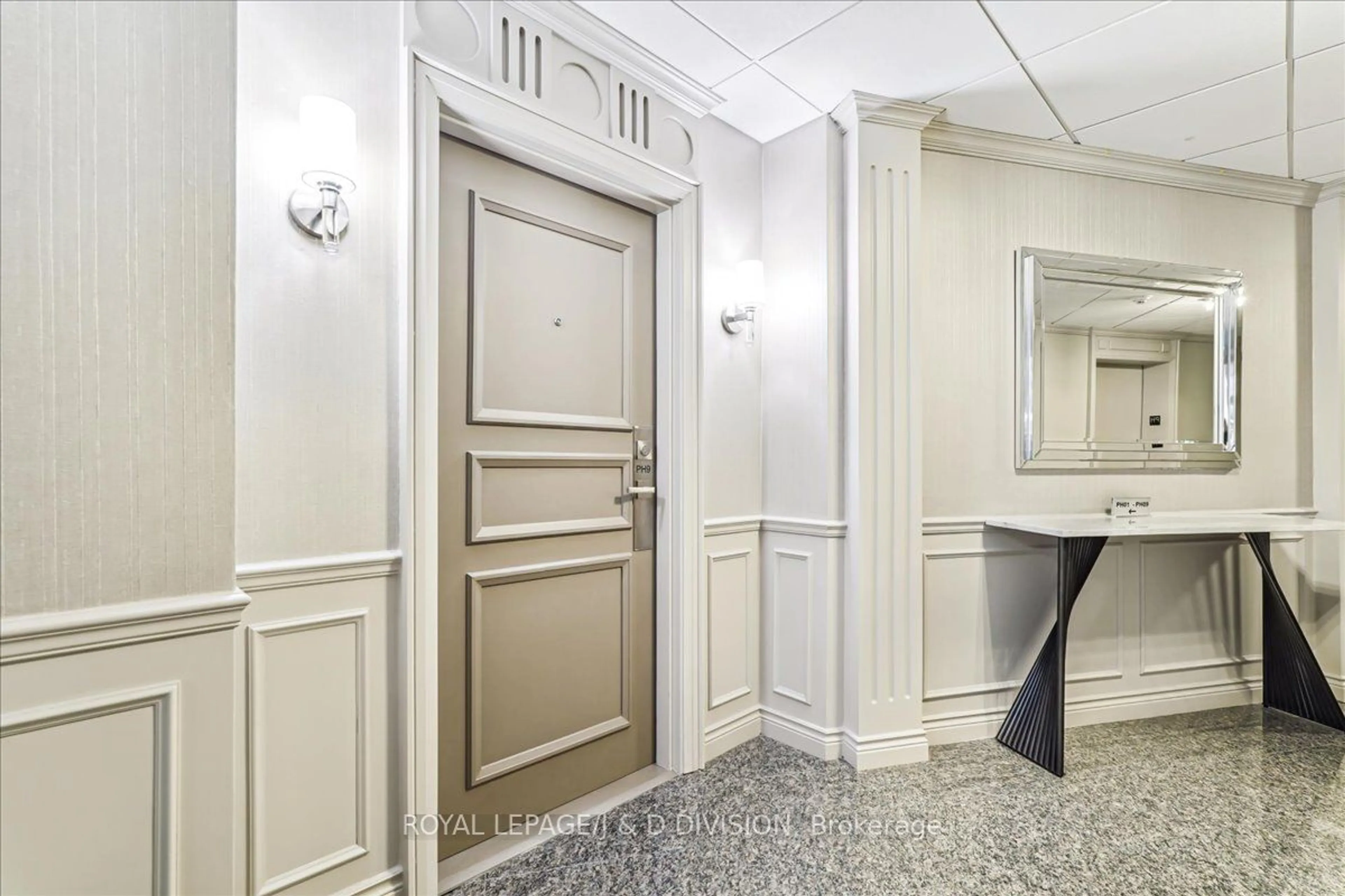 Indoor foyer, unknown floor for 3800 Yonge St #PH9, Toronto Ontario M4N 3P7