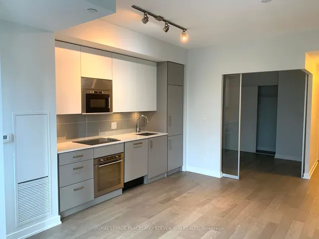 Additional property image - 17 Dundonald St Unit 704