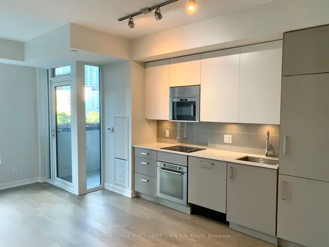 Additional property image - 17 Dundonald St Unit 704