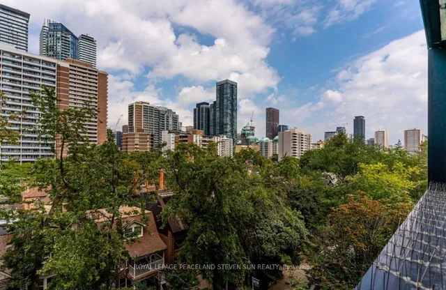 Additional property image - 17 Dundonald St Unit 704