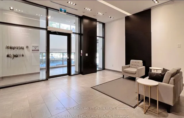 Additional property image - 17 Dundonald St Unit 704