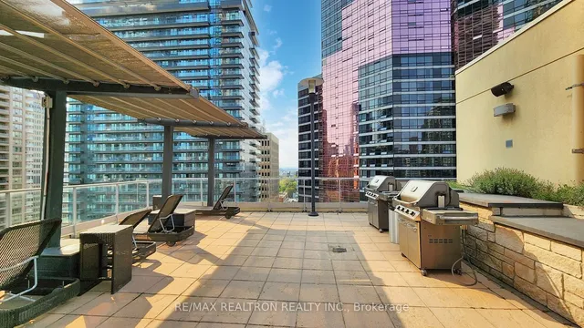 Additional property image - 11 St Joseph St Unit 1503